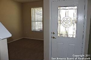 3rd image of 8918 Mission Strm