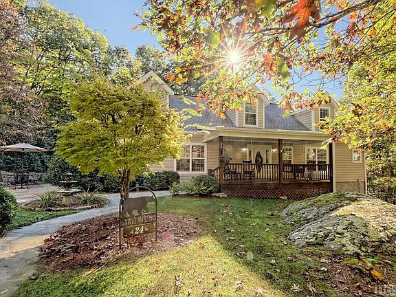 3rd image of 24 Honey Bear Ln