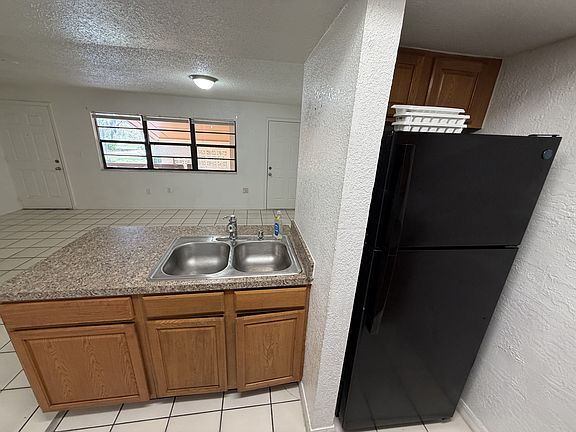 3rd image of 500 Rockpit Rd APT 12