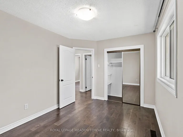 176 Longfield Rd #UPPER — Photo 20