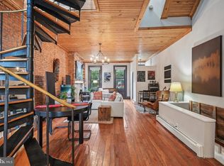 2222 Christian St, Philadelphia, PA 19146