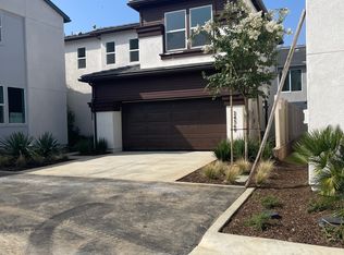 24569 Sonieta Ct, Corona, CA 92883