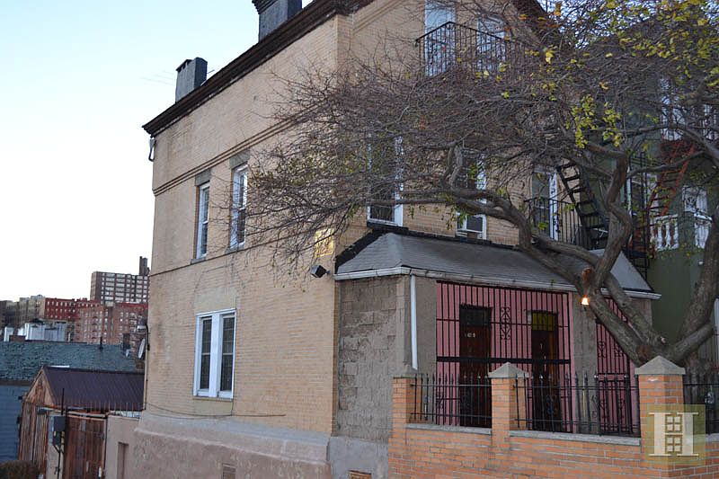 2nd image of 280 Wadsworth Ave