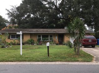 2918 Huntington Dr, Largo, FL 33771