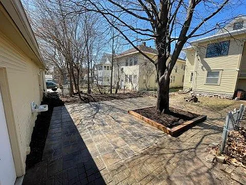 2515 Pleasant Ave #2 — Photo 11