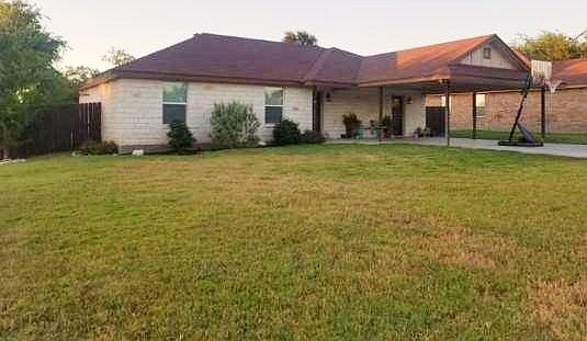 1st image of 1000 E Pecan St