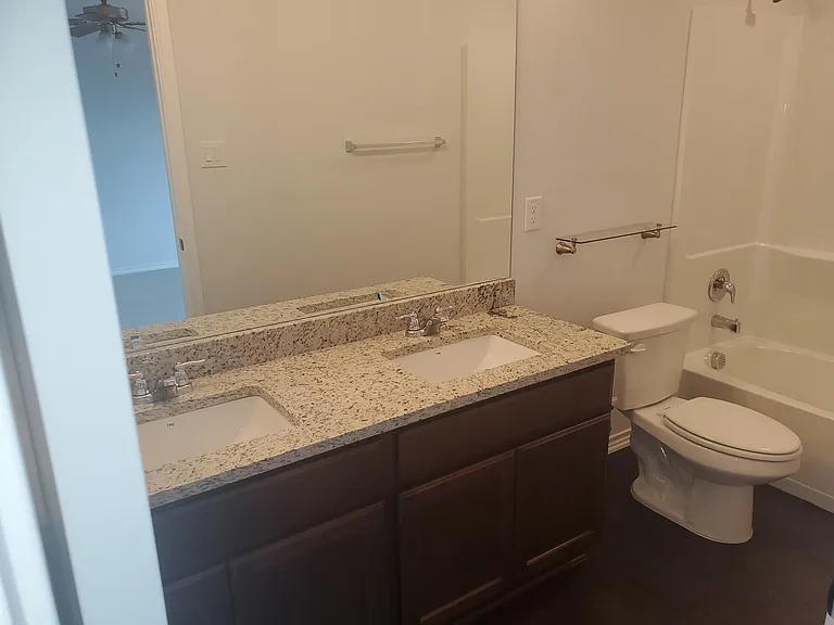 228 Michelle Dr — Photo 16