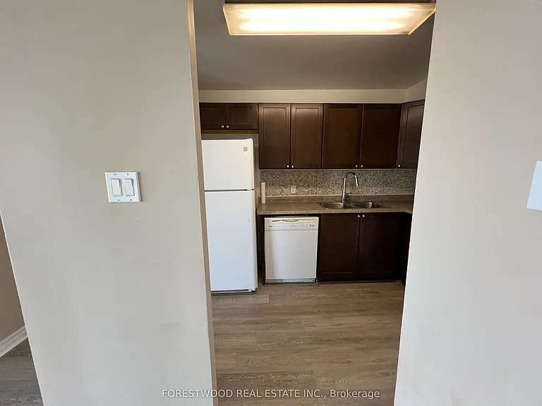 35 Trailwood Dr #711 — Photo 11
