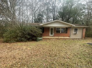 1651 Mixon School Rd, Ozark, AL 36360