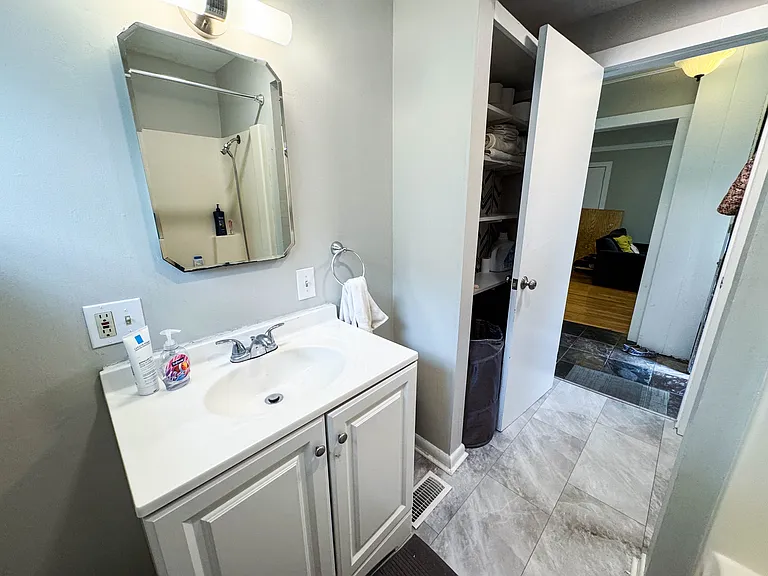 202 Lake St #1 — Photo 19