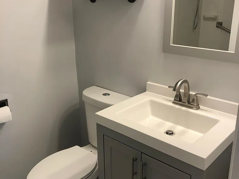 518 W Miner St #2G — Photo 9