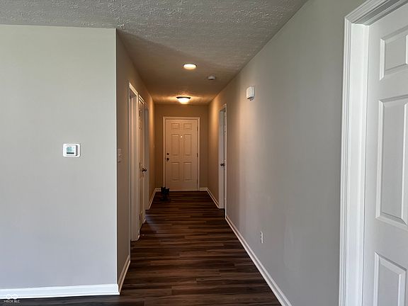 5th image of 222 Maggie Ln