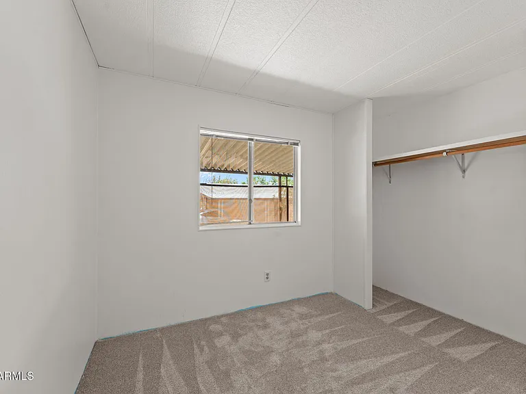 33412 N 223rd Dr — Photo 6