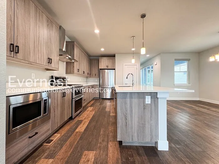 21343 E 59th Pl — Photo 2