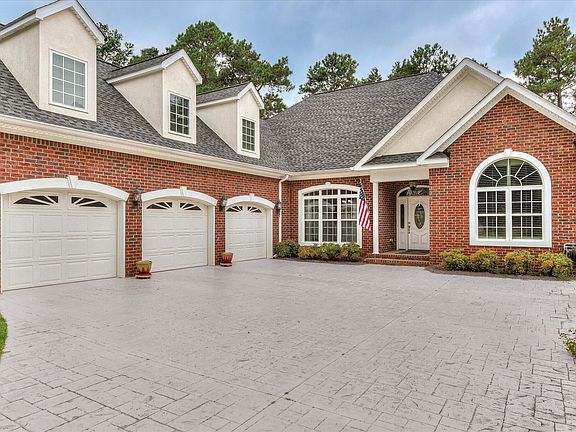 2nd image of 252 Forest Pines Rd