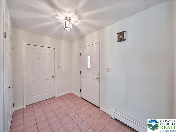 2nd image of 414 10th St