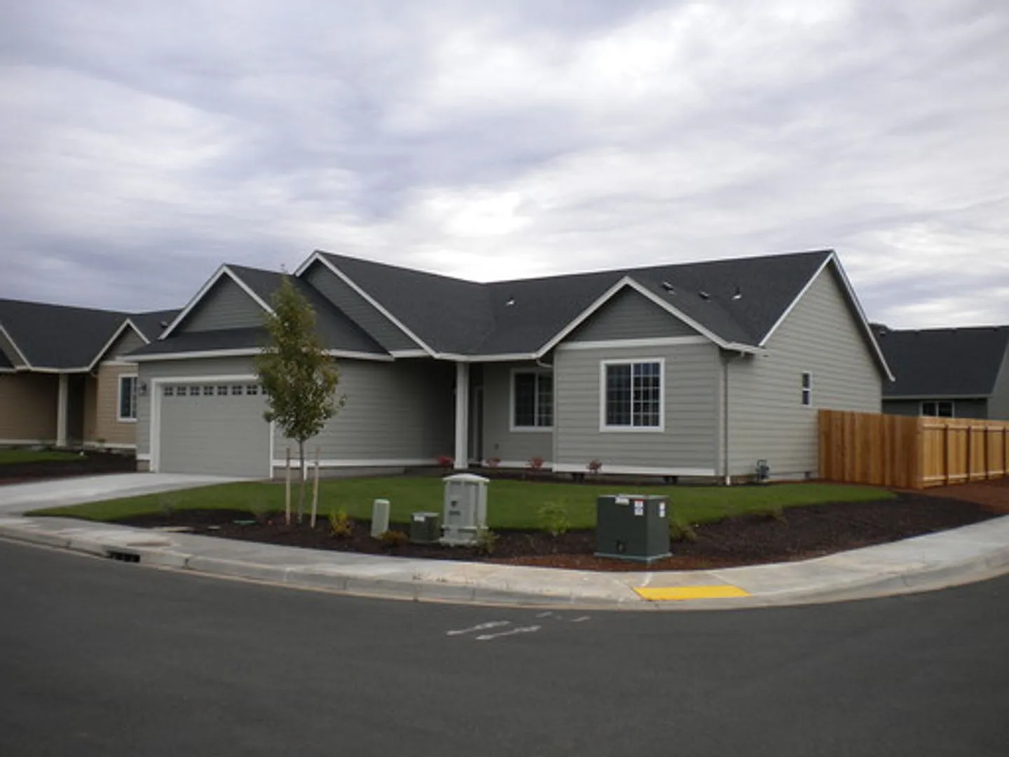 Charming Newer Build in The Reserve Junction City Gem! — Photo 1