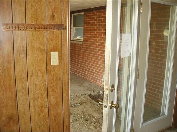 3rd image of 1635 Ironwood Dr