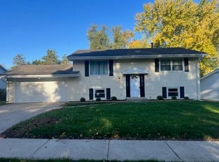 3023 Bavarian Ln, Rockford, IL