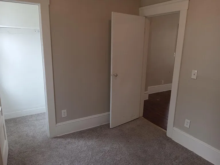 16107 Arcade Ave #4 — Photo 8