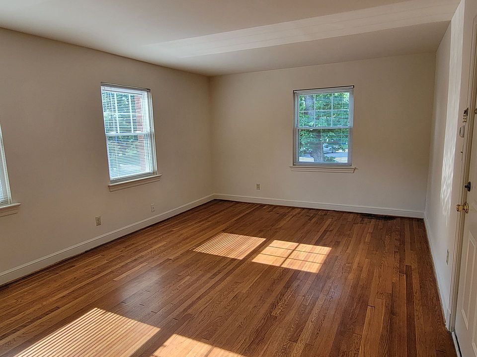 1st image of 1428 12th St N APT 2