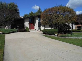 6040 W 129th Pl, Palos Heights, IL 60463