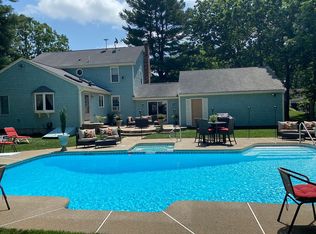 111 Old Farm Rd, North Attleboro, MA 02760