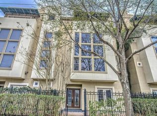328 Asbury St, Houston, TX 77007