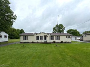 2471 Weir Rd NE, Warren, OH 44483