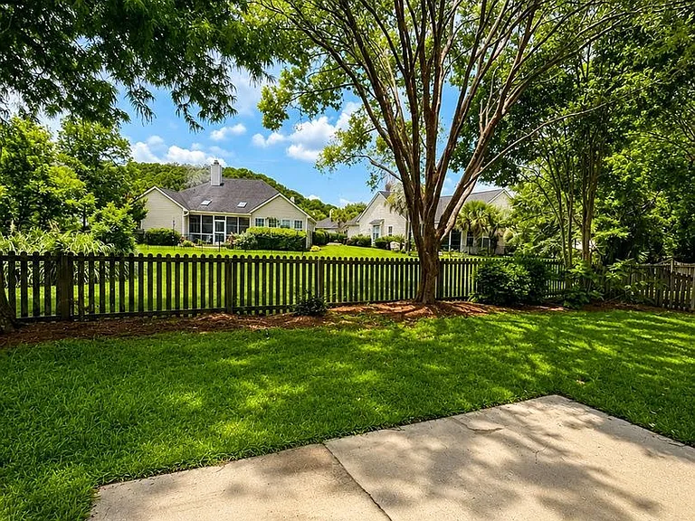 1589 Thomas Barksdale Way — Photo 35