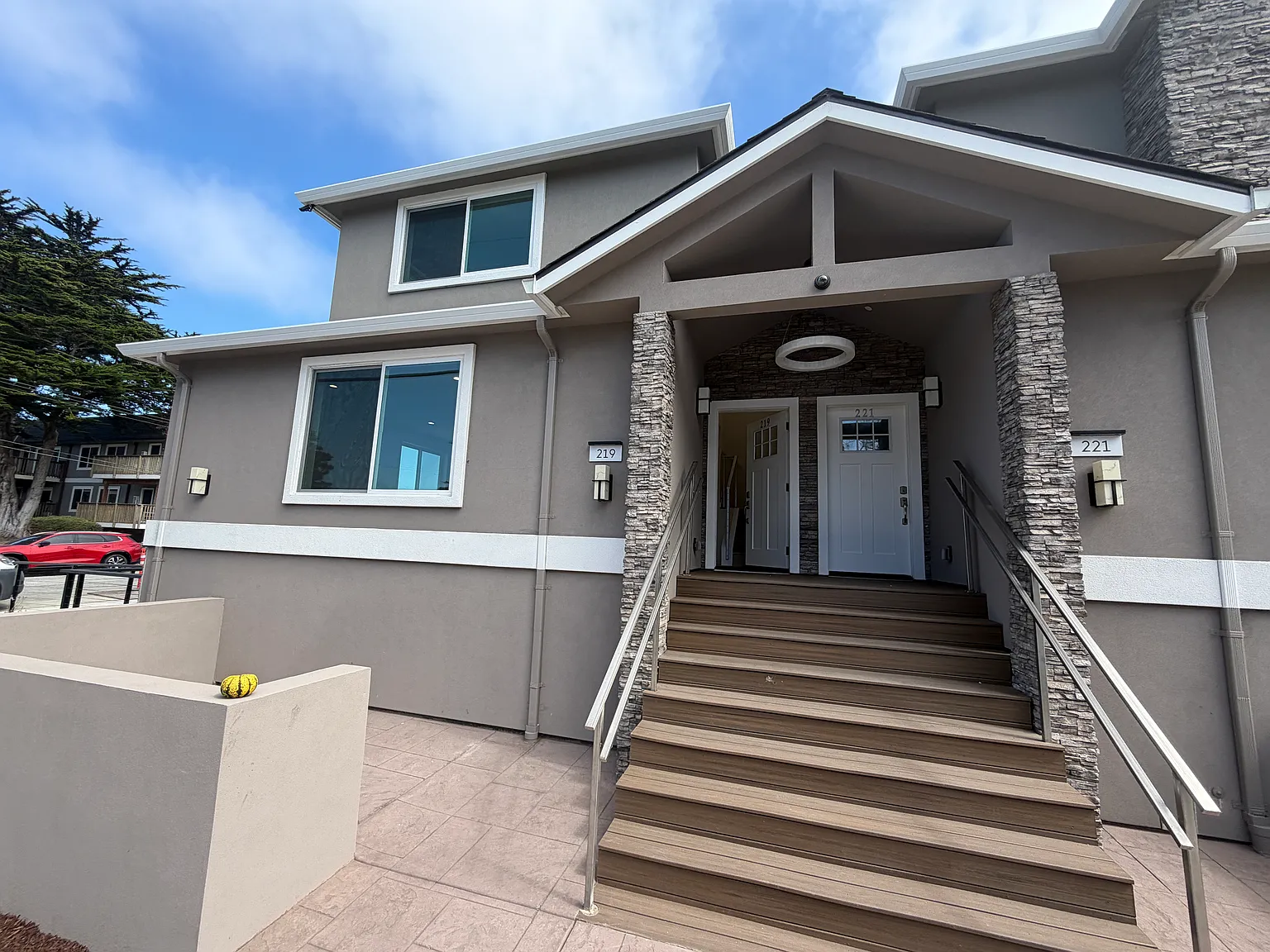 1 bed, 1.5 bath, 912 sqft, $3,700 — Photo 4