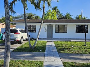 8940 SW 40th Ter, Miami, FL 33165