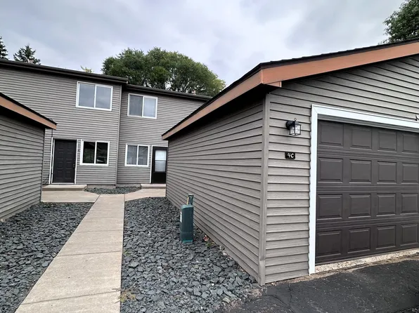 333 Odanah Ave APT 4C, New Richmond, WI 54017