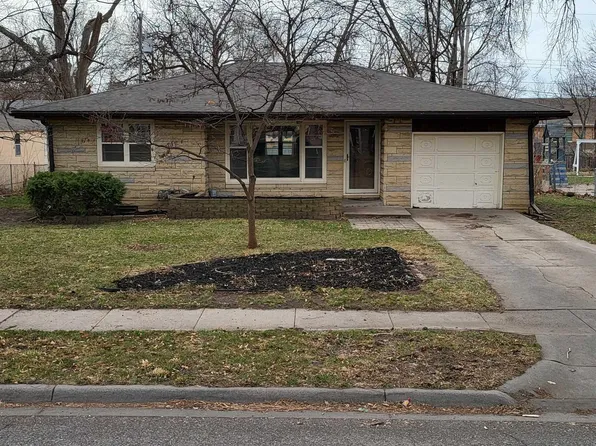 3935 Sumner St, Lincoln, NE 68506