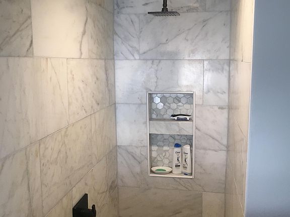 5th image of 320 Lakeview St APT 103