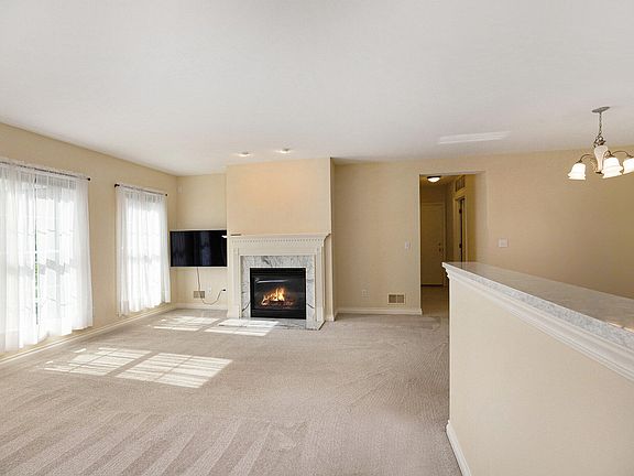 2nd image of 5724 Hampshire Ln