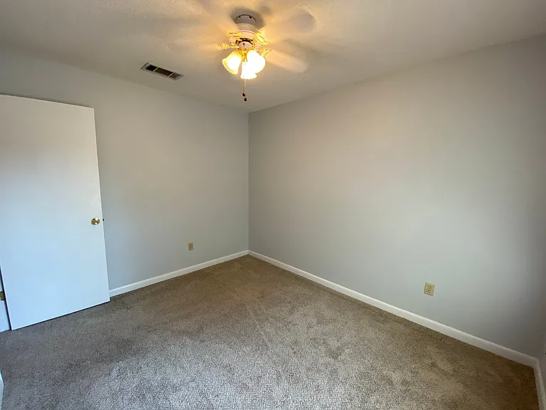 169 Wright Cir — Photo 23