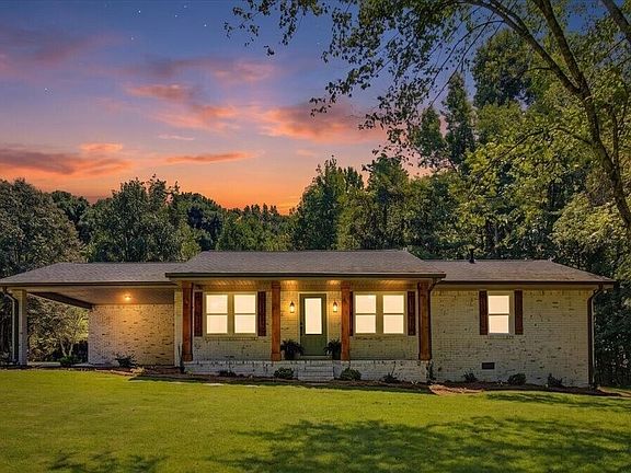 2nd image of 3986 Bearden Ln