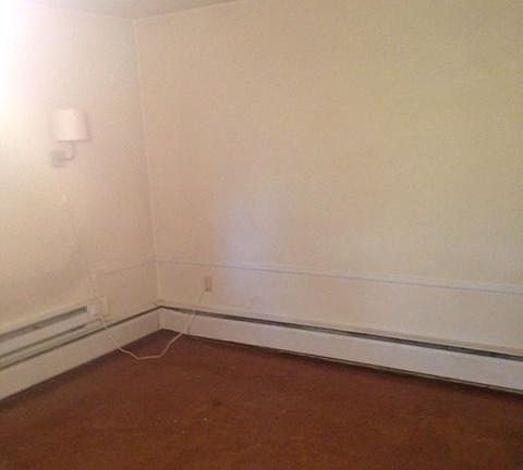 2nd image of 2447 Guilford St #2