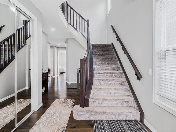 5th image of 107 W Cityscape Way NE