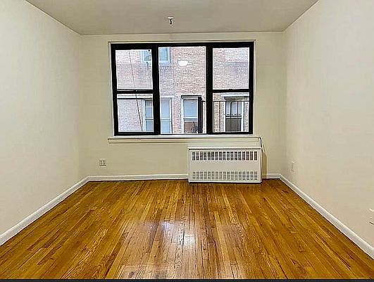 3rd image of 146 5th Ave APT 6C