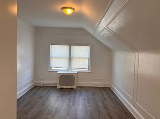 16631 25th Ave, Whitestone, NY 11357