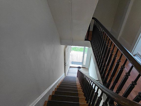5th image of 163 Washington St #2