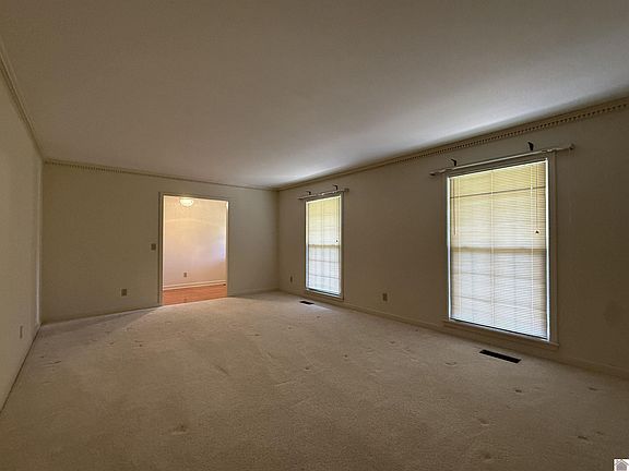 5th image of 1398 Johnson Blvd