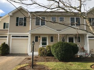 5 Sycamore Dr, Middleboro, MA 02346