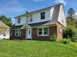 1042 Bunker Hill Rd, Ashtabula, OH 44004
