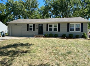 511 NW Olive St, Lees Summit, MO 64063