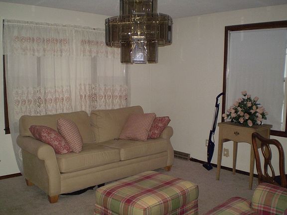 2nd image of 224 Beverage Hill Ave