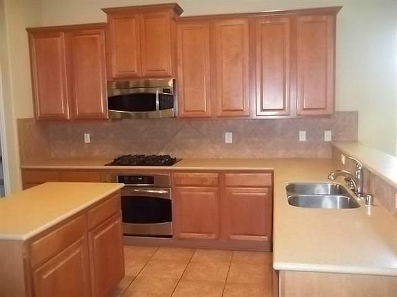 2nd image of 2344 San Augustine Ln