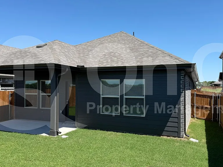 1209 Bridgewalk Dr — Photo 18